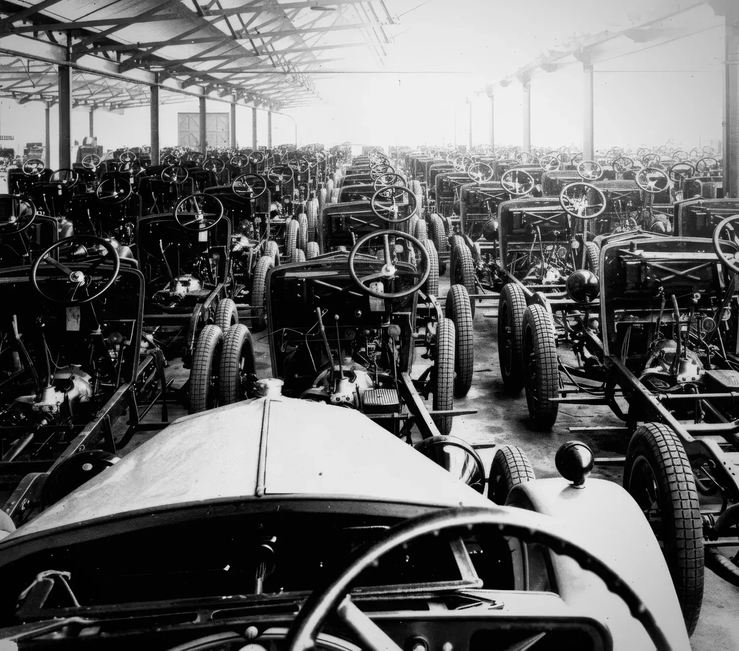 Assembly line at Cowley in 1927