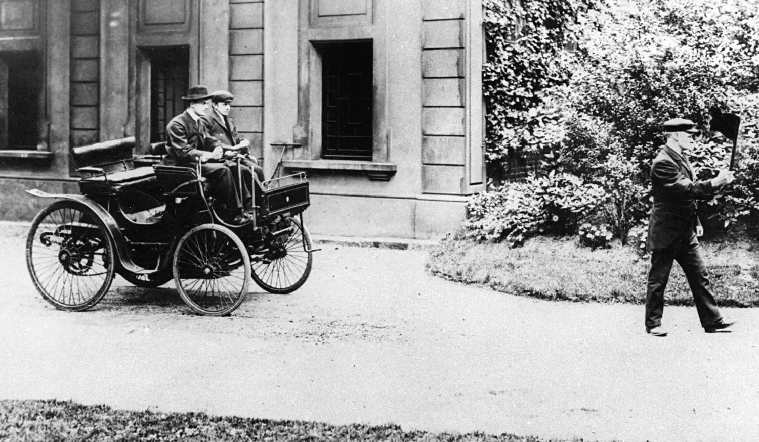 Charles Rolls driving an 1896 Peugeot