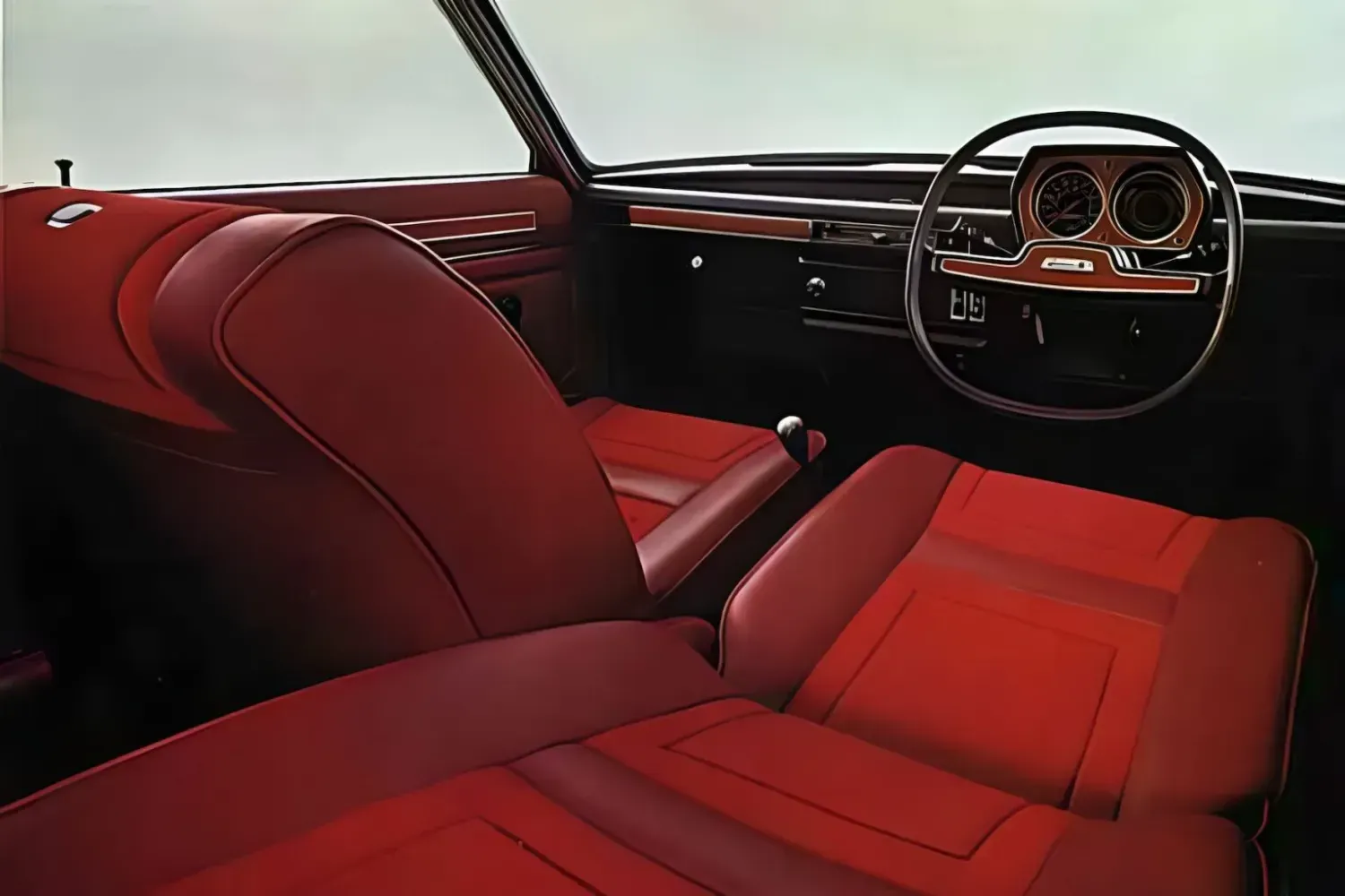 Austin Allegro's infamous "Quartic" steering wheel